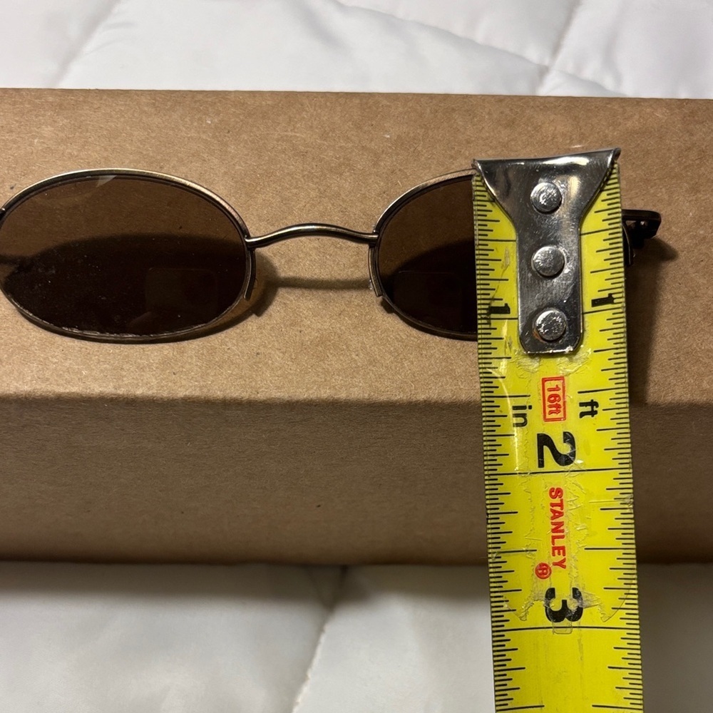 Vintage Nino Balli Gold Half Rim
Oval Eyeglasses with Sunglasses Clips - Picture 10 of 10